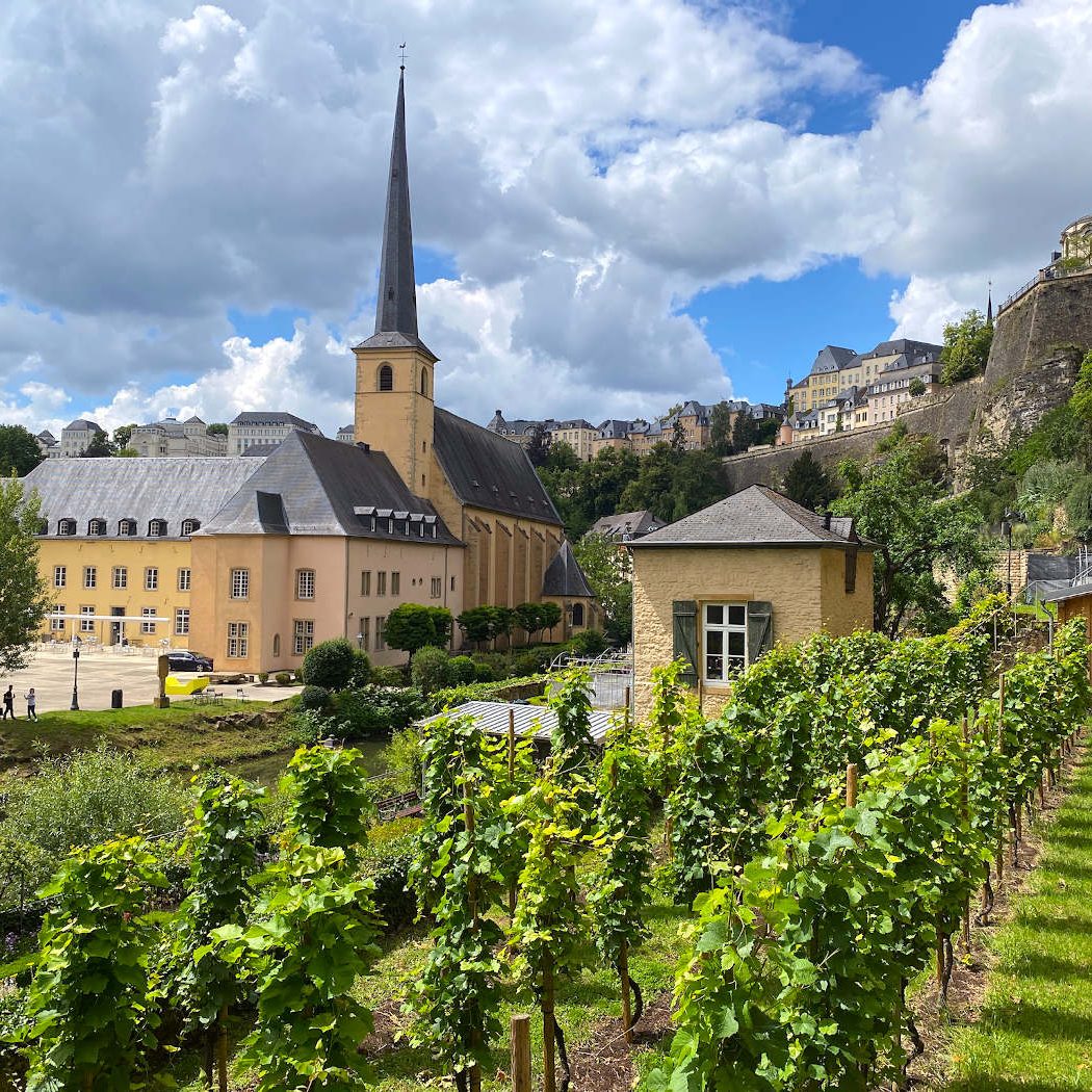 Roadtrip Luxembourg, Reiseführer für Selbstentdecker. Mache deine Luxemburg Reise zum Abenteuer. Eine Reise durch das letzte Großherzogtum