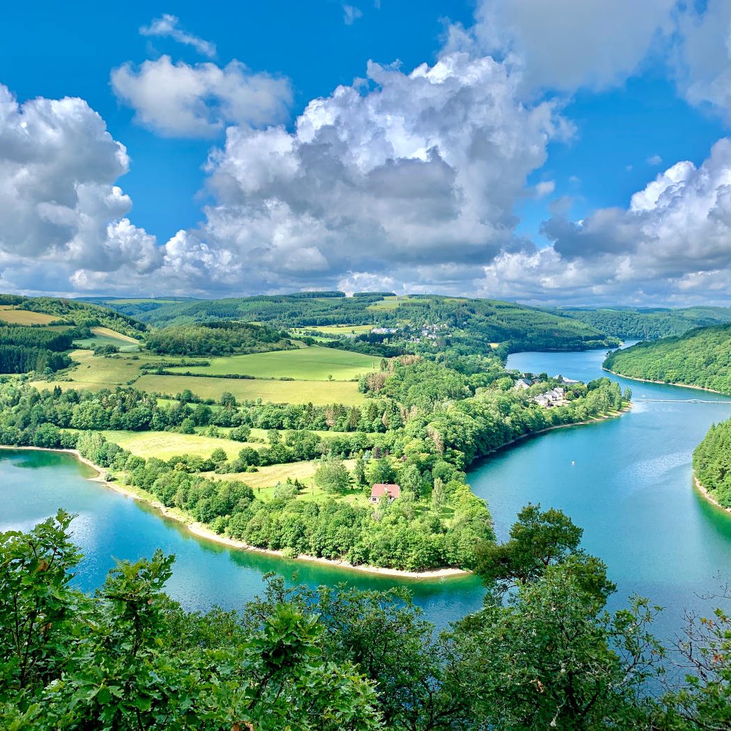 Roadtrip Luxembourg, Reiseführer für Selbstentdecker. Mache deine Luxemburg Reise zum Abenteuer. Eine Reise durch das letzte Großherzogtum